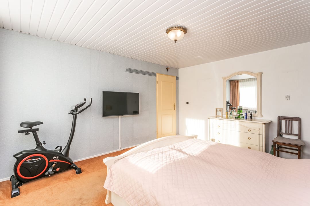 Photo 32 of Klingbemden 133