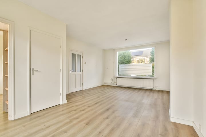 Photo 5 of Vredelantstraat 65