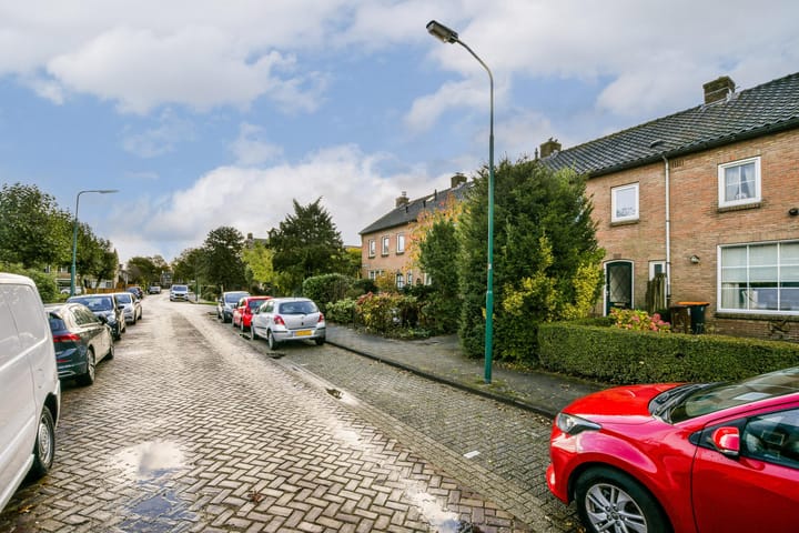 Photo 8 of Vredelantstraat 65