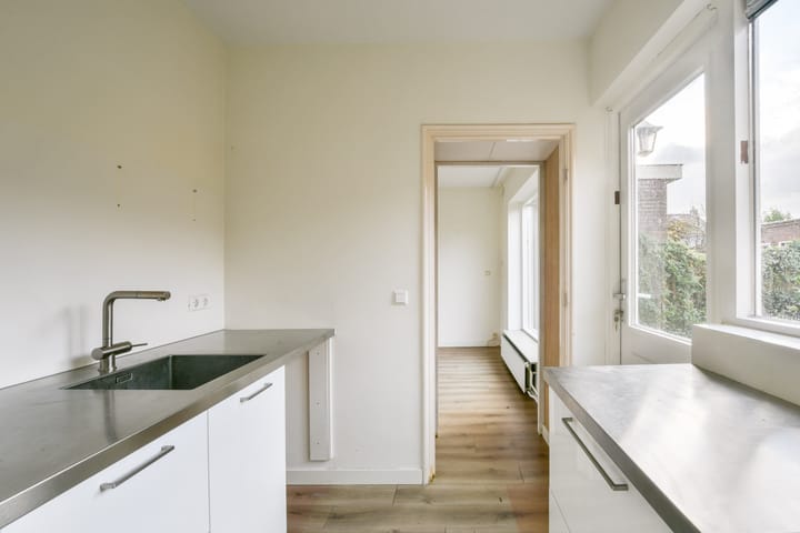 Photo 12 of Vredelantstraat 65