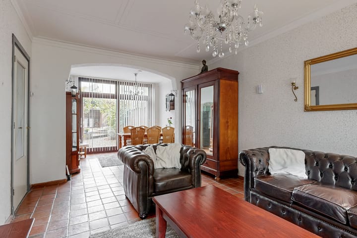 Photo 7 of Julianastraat 8