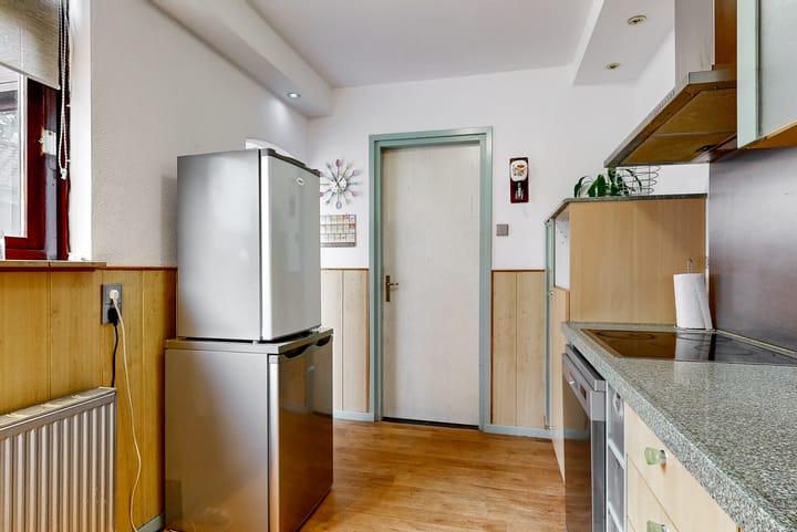 Photo 11 of Julianastraat 8