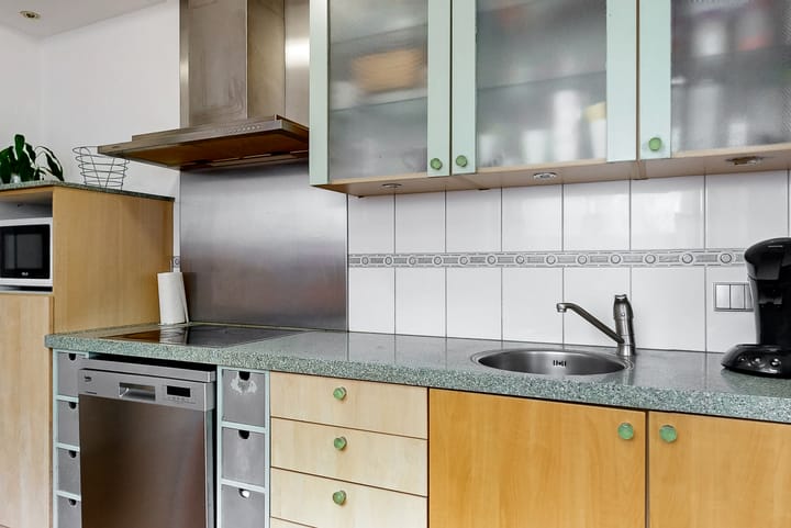 Photo 12 of Julianastraat 8