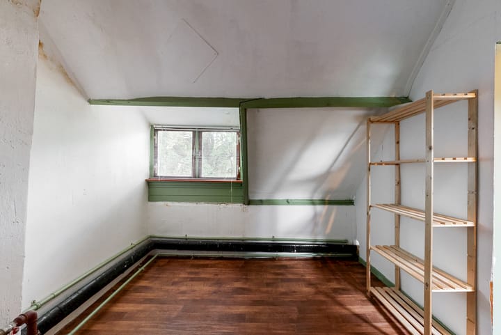 Photo 24 of Julianastraat 8