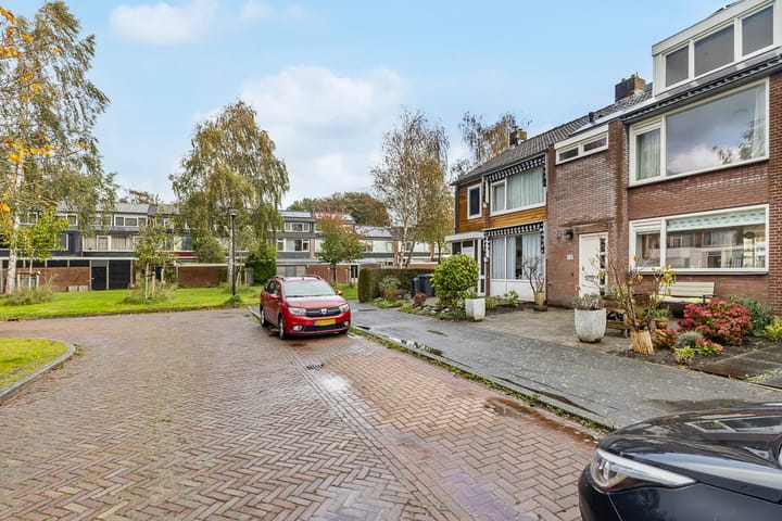 Photo 35 of Van Koetsveldstraat 12