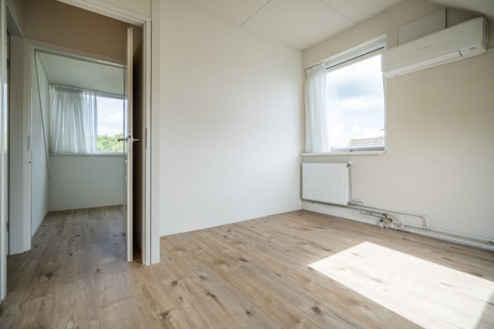 Photo 51 of Doornenburg 20