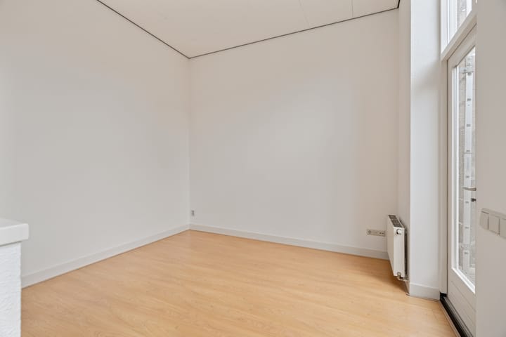 Foto 10 van Voorstraat 52-C