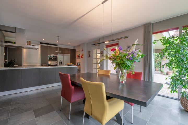 Photo 14 of Remisestraat 5