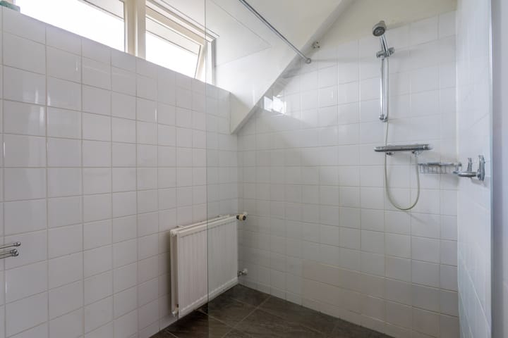 Photo 38 of Remisestraat 5