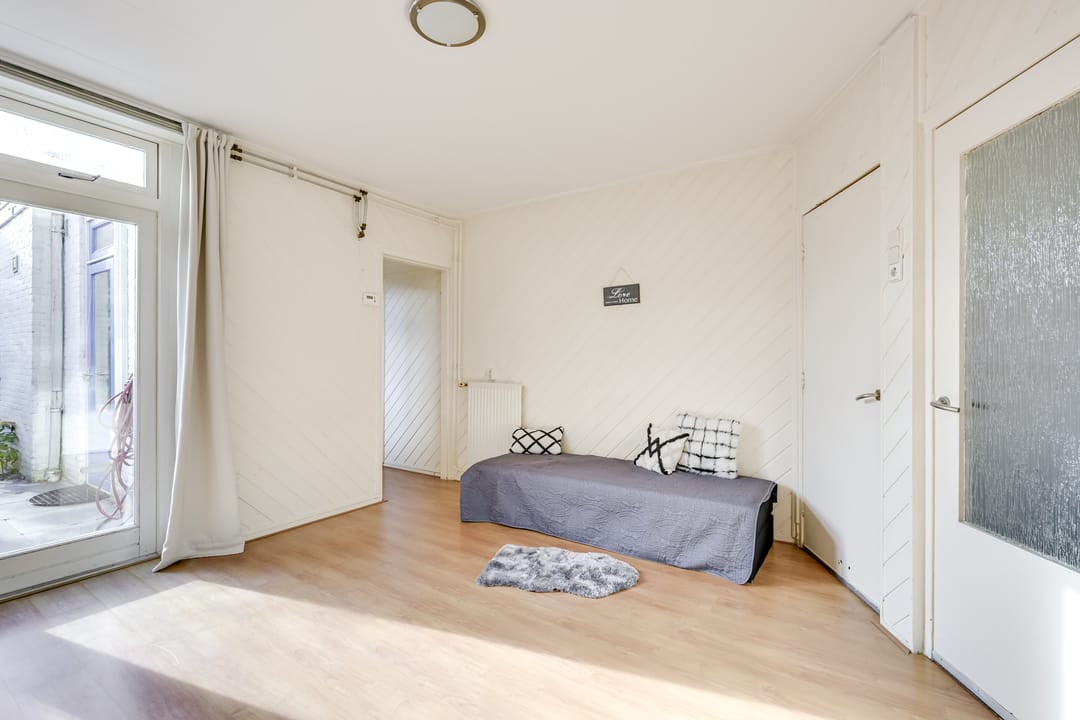 Photo 11 of Jodocus van Lodensteinstraat 13