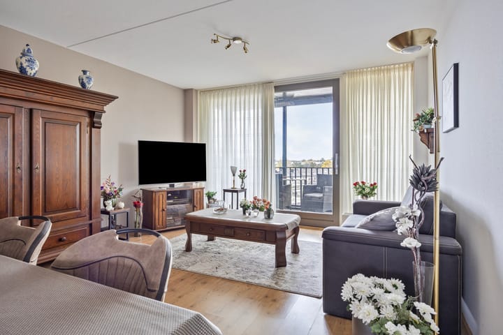 Foto 8 van Banier 57