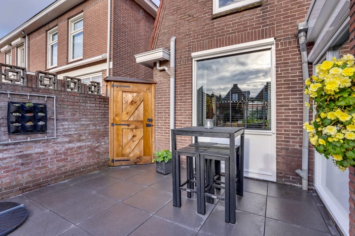 Foto 24 van Soembastraat 30