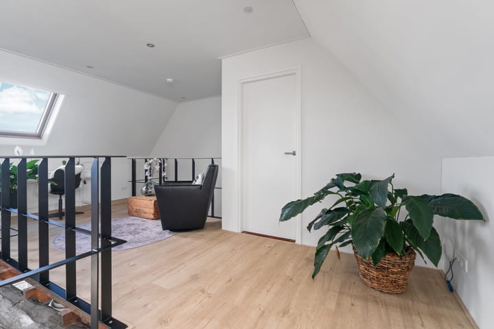 Photo 49 of Noordhoeksestraat 4