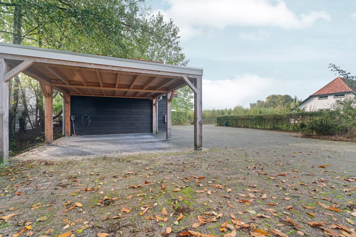 Photo 94 of Noordhoeksestraat 4