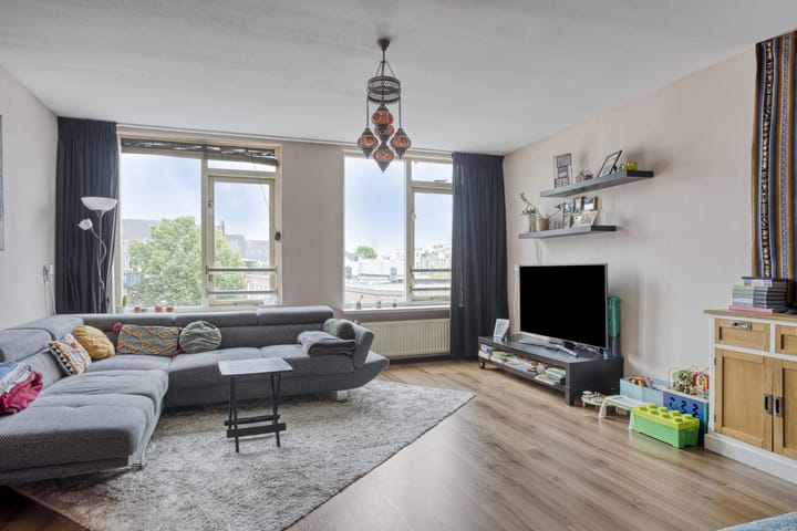 Photo 2 of Weizichtstraat 21