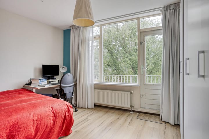 Photo 9 of Weizichtstraat 21