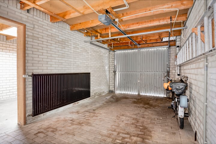 Photo 32 of Marinus de Jongstraat 18