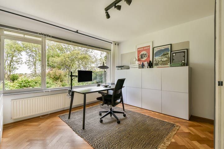 Photo 22 of Helene Swarthlaan 25