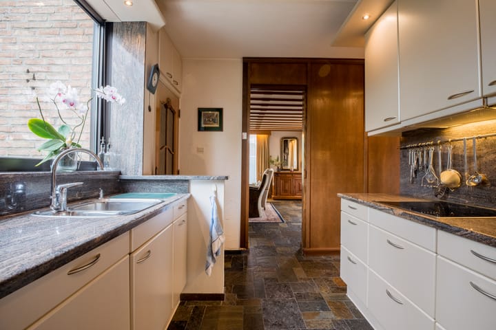 Photo 15 of Pastoor Windhausenlaan 18