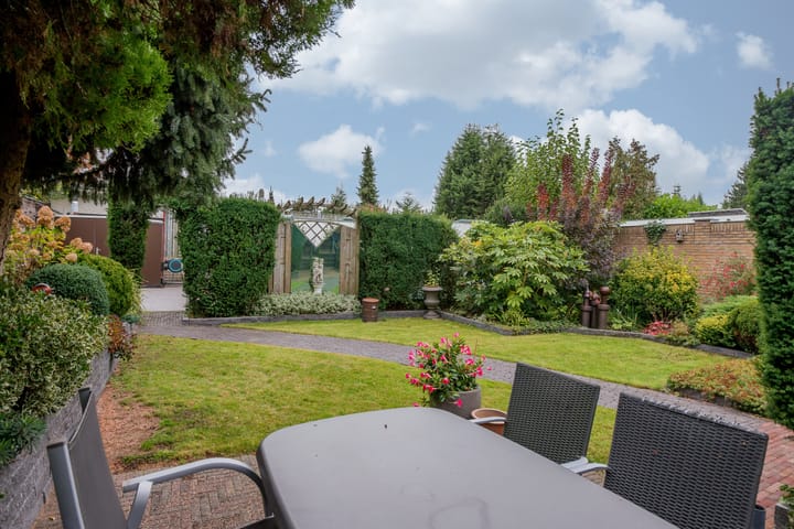 Photo 37 of Pastoor Windhausenlaan 18