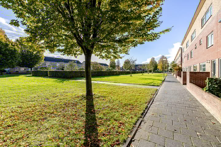 Foto 35 van Rozemarijntuin 27