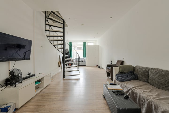 Photo 3 of Meidoornstraat 5-A