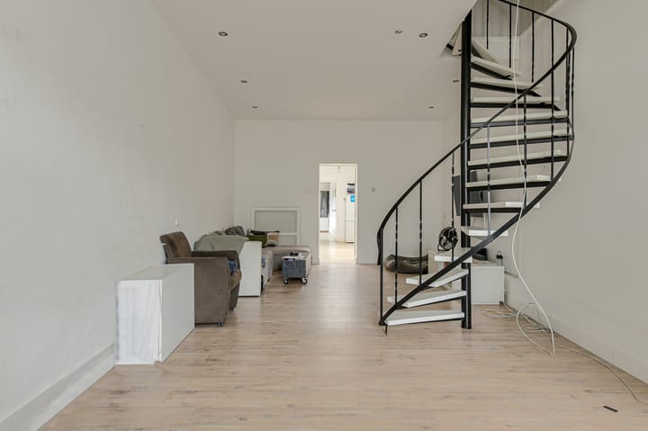 Photo 4 of Meidoornstraat 5-A