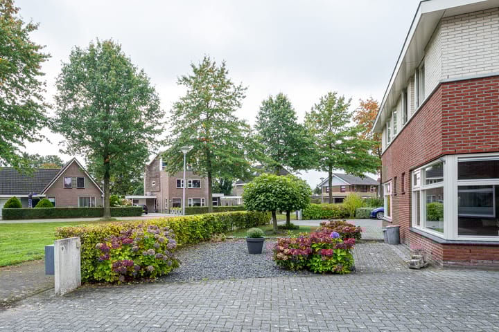 Photo 10 of Buitensingel 36