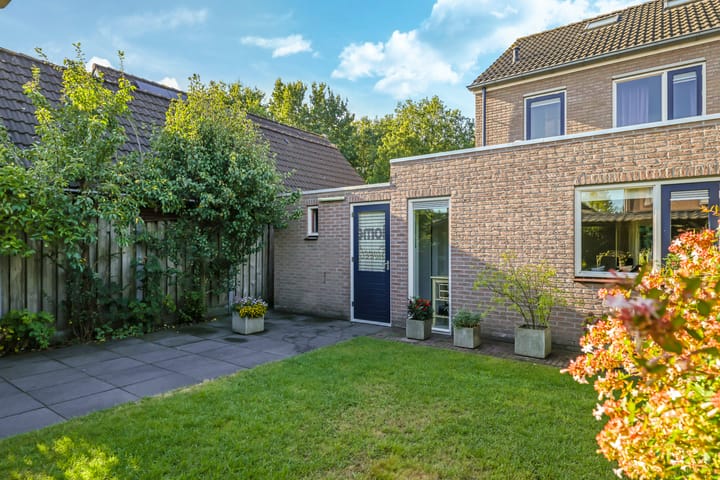 Foto 56 van Klompenmakersveld 7