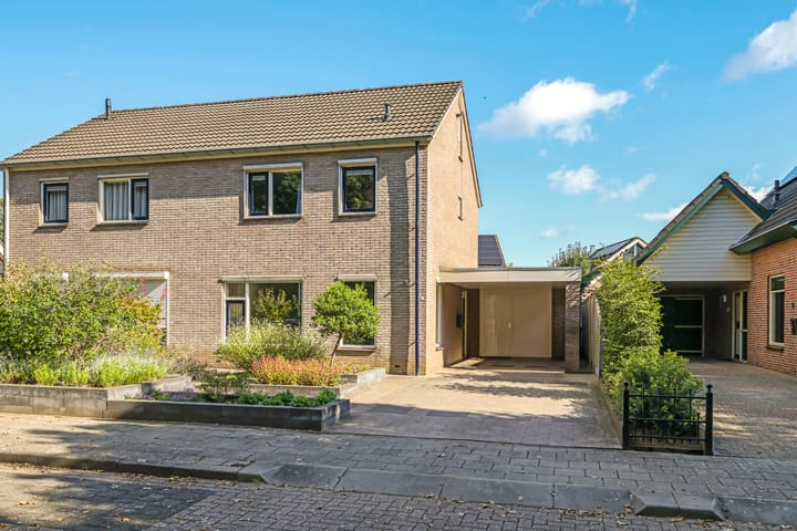 Foto 57 van Klompenmakersveld 7