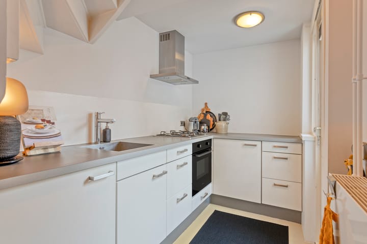 Photo 6 of Marktstraat 34