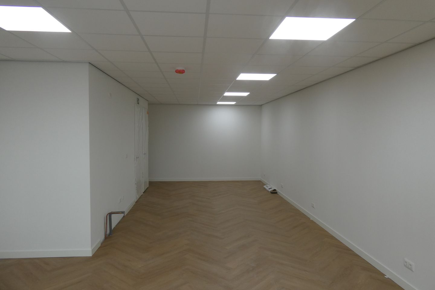 Bekijk foto 5 van John F. Kennedylaan 42