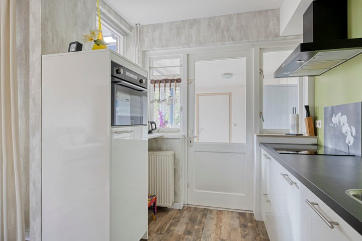 Photo 14 of Crocusstraat 31