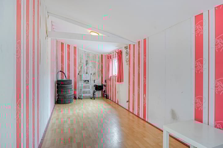 Photo 18 of Crocusstraat 31