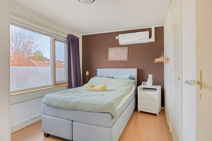 Photo 20 of Crocusstraat 31