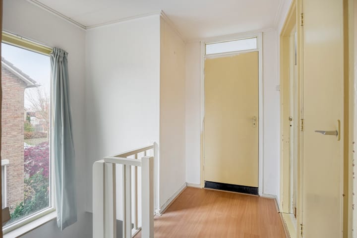 Photo 19 of Crocusstraat 31