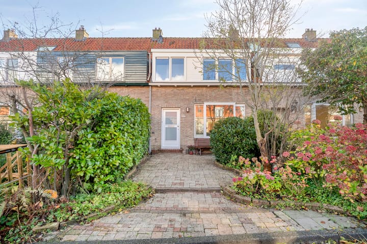 Photo 1 of Torenven 8