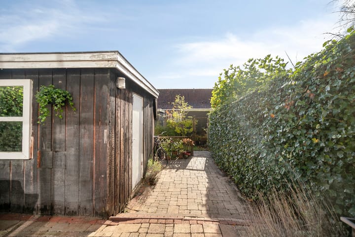 Photo 34 of Torenven 8