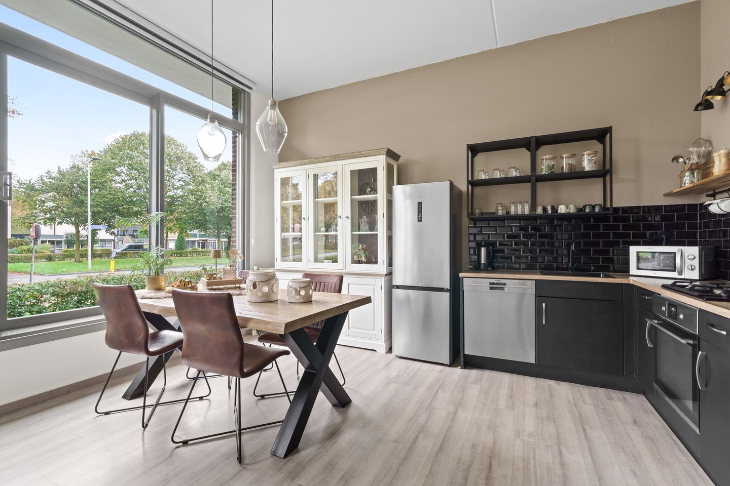 Foto 19 van Burgemeester Norbruislaan 484