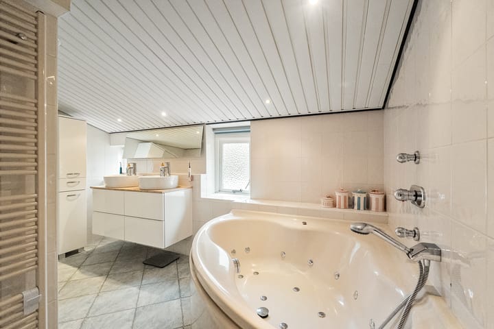 Photo 26 of Westerlanderweg 55