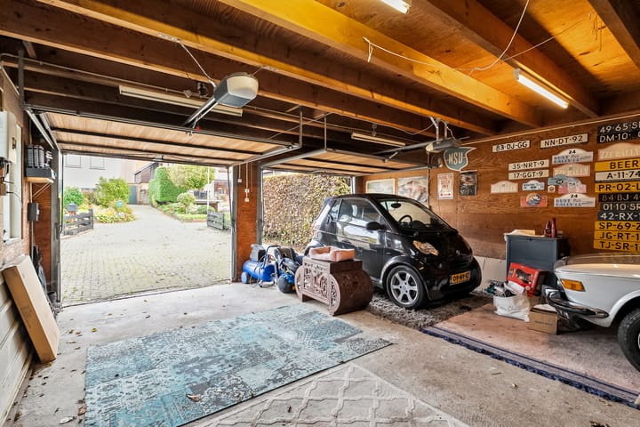 Photo 57 of Westerlanderweg 55