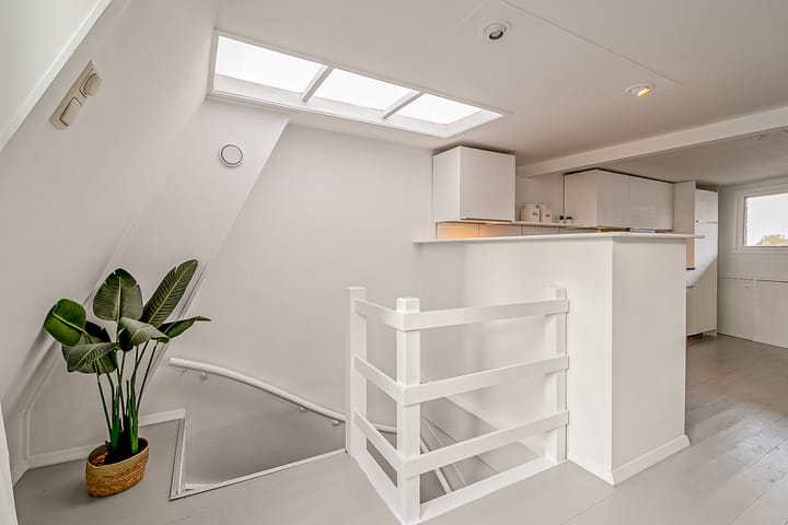 Photo 13 of Domstraat 7-F