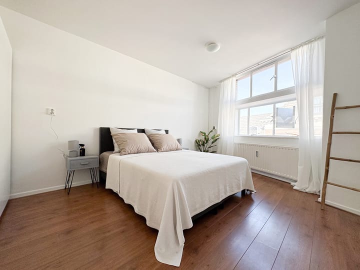 Photo 17 of Domstraat 7-F