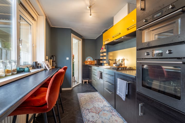 Photo 16 of Ringovenstraat 17