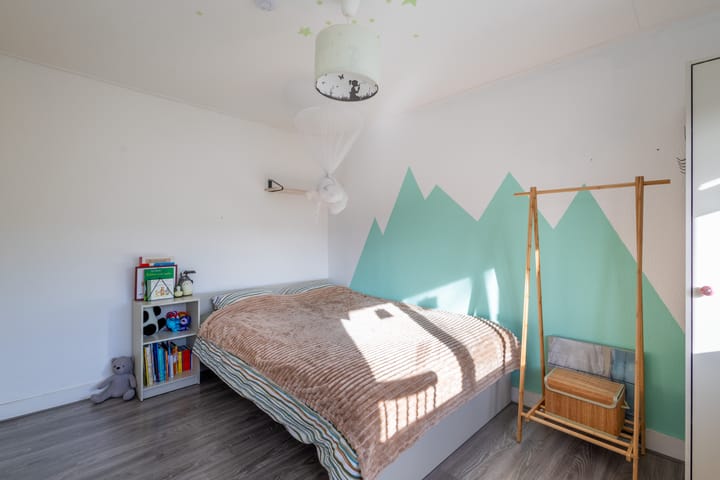 Photo 22 of Ringovenstraat 17