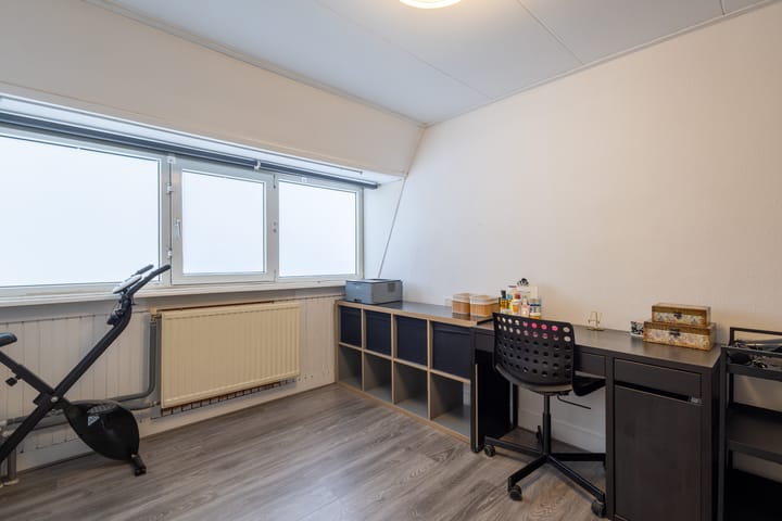 Photo 25 of Ringovenstraat 17