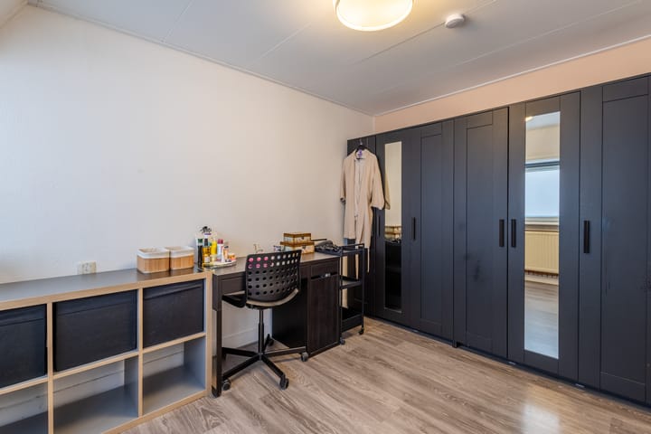 Photo 26 of Ringovenstraat 17