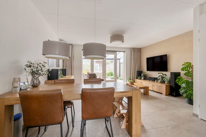 Foto 10 van Castorstraat 16