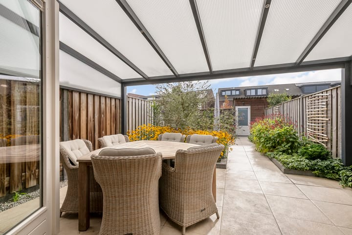 Foto 24 van Castorstraat 16