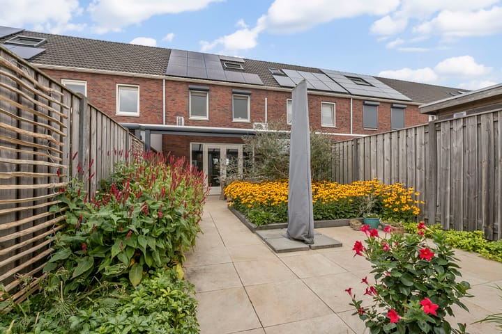 Foto 23 van Castorstraat 16